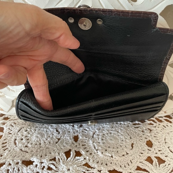 Brighton wallet with 18 card slots. Great condition. - Picture 4 of 12
